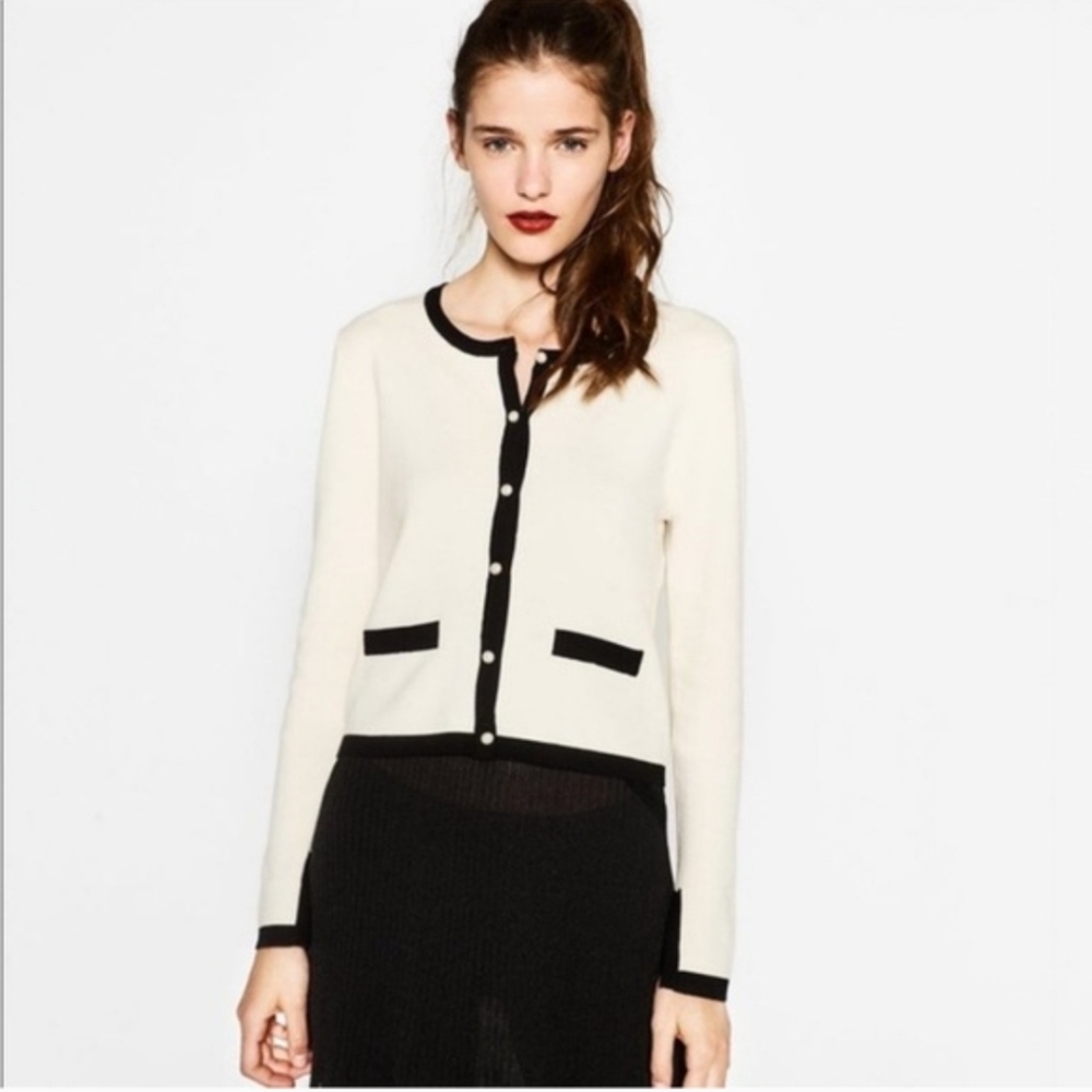 Zara Knit Cream And Black Contrast Pearl Button Cardigan Sweater Medium